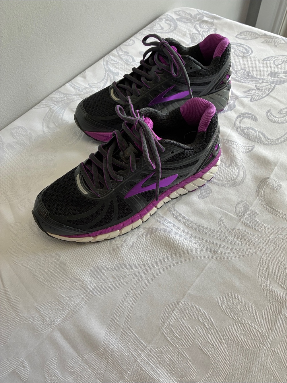 Brooks Women's Black and Purple Running Shoes Brooks Ariel